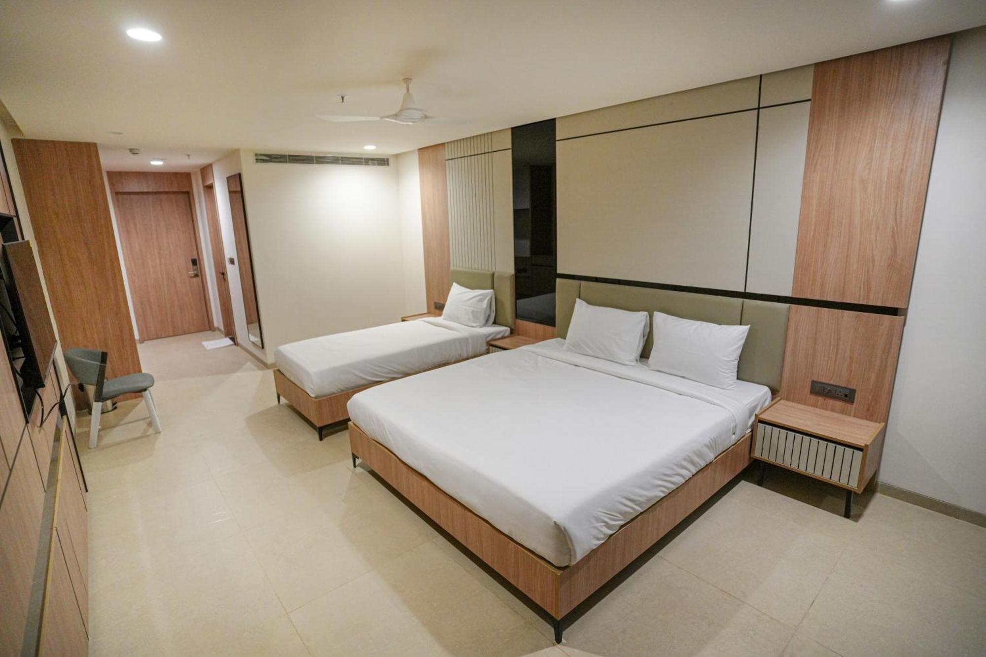 Hotel Shubham Celebrations Haïdarabad Extérieur photo